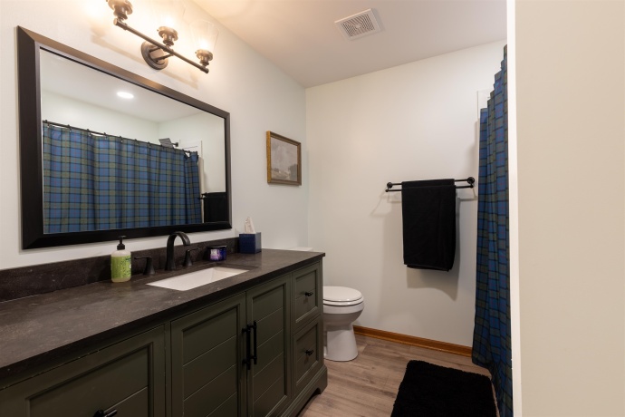 24 Butternut, GALENA, Illinois 61036, 5 Bedrooms Bedrooms, ,3 BathroomsBathrooms,House,For Sale,Butternut,202600771