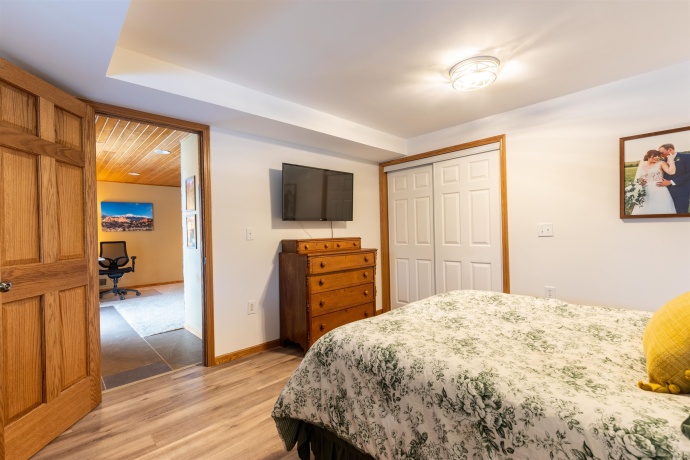 24 Butternut, GALENA, Illinois 61036, 5 Bedrooms Bedrooms, ,3 BathroomsBathrooms,House,For Sale,Butternut,202600771