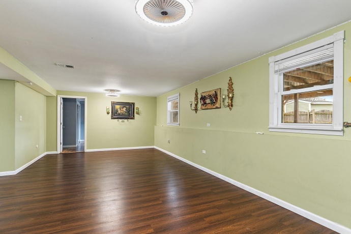 1317 12th, BELVIDERE, Illinois 61008, 5 Bedrooms Bedrooms, ,2 BathroomsBathrooms,House,For Sale,12th,202600772