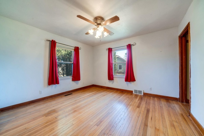 4414 IL RT 64, MOUNT MORRIS, Illinois 61054, 2 Bedrooms Bedrooms, ,1 BathroomBathrooms,House,For Sale,IL RT 64,202600773