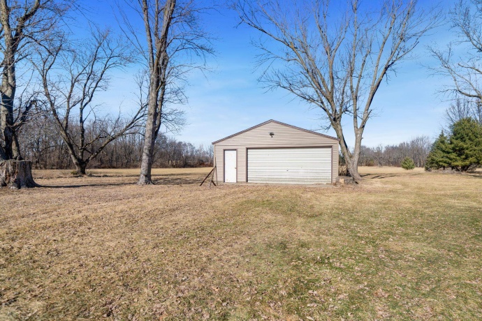 4414 IL RT 64, MOUNT MORRIS, Illinois 61054, 2 Bedrooms Bedrooms, ,1 BathroomBathrooms,House,For Sale,IL RT 64,202600773