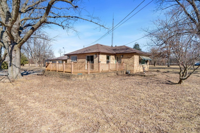 4414 IL RT 64, MOUNT MORRIS, Illinois 61054, 2 Bedrooms Bedrooms, ,1 BathroomBathrooms,House,For Sale,IL RT 64,202600773