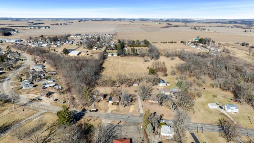 4414 IL RT 64, MOUNT MORRIS, Illinois 61054, 2 Bedrooms Bedrooms, ,1 BathroomBathrooms,House,For Sale,IL RT 64,202600773