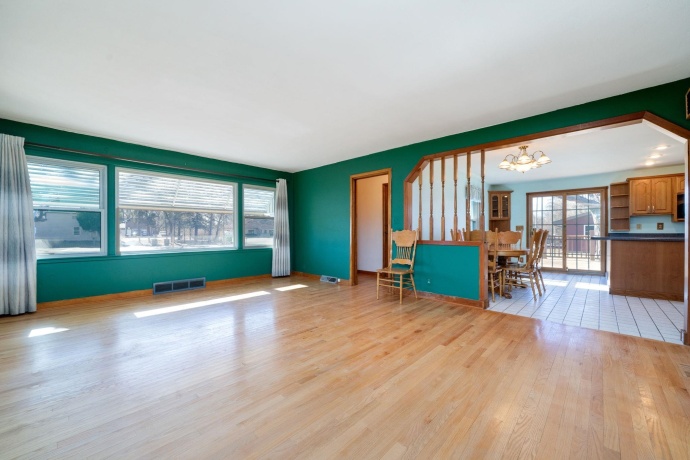 4414 IL RT 64, MOUNT MORRIS, Illinois 61054, 2 Bedrooms Bedrooms, ,1 BathroomBathrooms,House,For Sale,IL RT 64,202600773