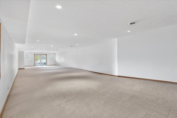 8306 Crockett, ROSCOE, Illinois 61073, 5 Bedrooms Bedrooms, ,5 BathroomsBathrooms,House,For Sale,Crockett,202600774