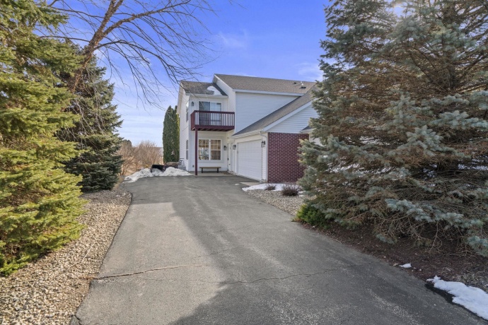 410 Pine White #102-B, ROSCOE, Illinois 61073, 2 Bedrooms Bedrooms, ,2 BathroomsBathrooms,Condominium,For Sale,Pine White #102-B,202600775