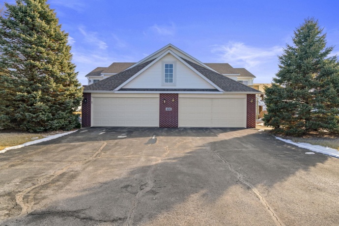 410 Pine White #102-B, ROSCOE, Illinois 61073, 2 Bedrooms Bedrooms, ,2 BathroomsBathrooms,Condominium,For Sale,Pine White #102-B,202600775