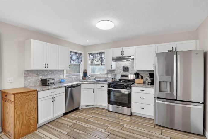 410 Talladega, POPLAR GROVE, Illinois 61065, 3 Bedrooms Bedrooms, ,2 BathroomsBathrooms,House,For Sale,Talladega,202600782