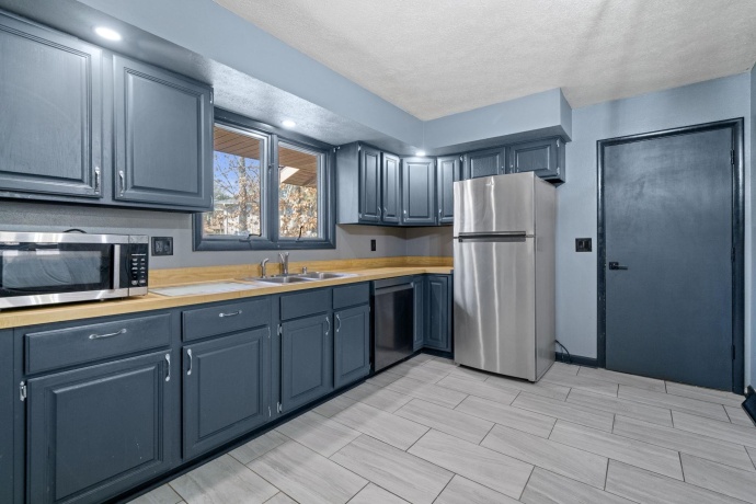 6466 Thorncrest, ROCKFORD, Illinois 61109, 4 Bedrooms Bedrooms, ,3 BathroomsBathrooms,House,For Sale,Thorncrest,202600783