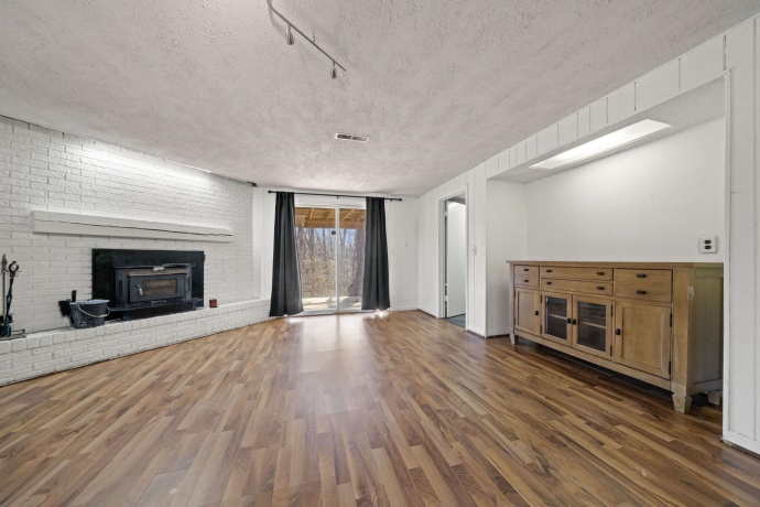 6466 Thorncrest, ROCKFORD, Illinois 61109, 4 Bedrooms Bedrooms, ,3 BathroomsBathrooms,House,For Sale,Thorncrest,202600783