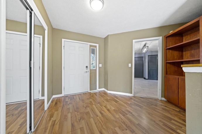 6466 Thorncrest, ROCKFORD, Illinois 61109, 4 Bedrooms Bedrooms, ,3 BathroomsBathrooms,House,For Sale,Thorncrest,202600783