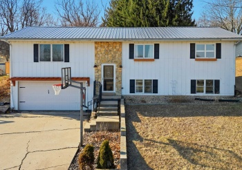 13831 Prairie Center, MORRISON, Illinois 61270, 5 Bedrooms Bedrooms, ,2 BathroomsBathrooms,House,For Sale,Prairie Center,202600784