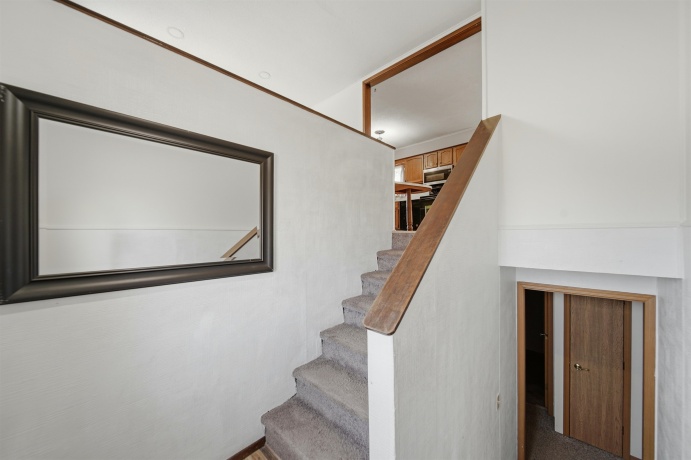 13831 Prairie Center, MORRISON, Illinois 61270, 5 Bedrooms Bedrooms, ,2 BathroomsBathrooms,House,For Sale,Prairie Center,202600784