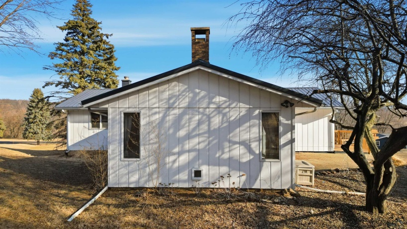 13831 Prairie Center, MORRISON, Illinois 61270, 5 Bedrooms Bedrooms, ,2 BathroomsBathrooms,House,For Sale,Prairie Center,202600784