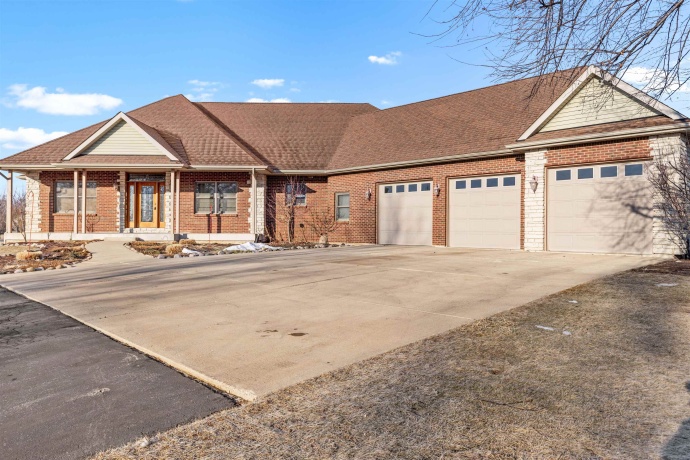 6998 Hales Corner, STILLMAN VALLEY, Illinois 61084, 3 Bedrooms Bedrooms, ,3 BathroomsBathrooms,House,For Sale,Hales Corner,202600787