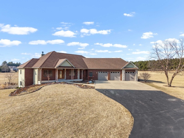 6998 Hales Corner, STILLMAN VALLEY, Illinois 61084, 3 Bedrooms Bedrooms, ,3 BathroomsBathrooms,House,For Sale,Hales Corner,202600787