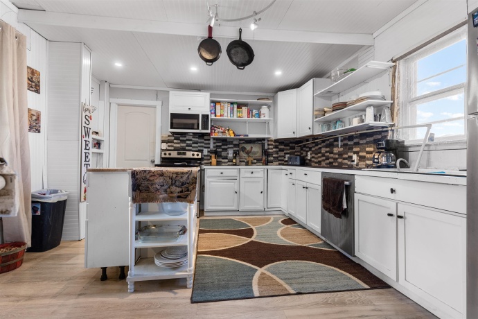 510 MULVAIN, DURAND, Illinois 61024, 3 Bedrooms Bedrooms, ,1 BathroomBathrooms,House,For Sale,MULVAIN,202600801