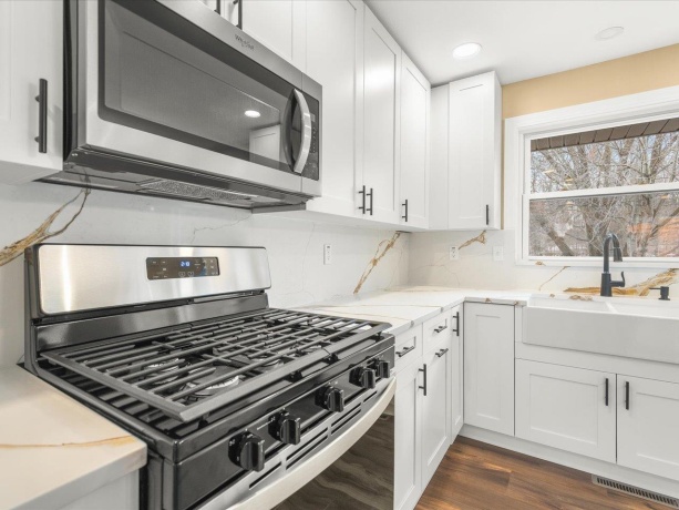 6521 Grassridge, ROCKFORD, Illinois 61108, 3 Bedrooms Bedrooms, ,2 BathroomsBathrooms,House,For Sale,Grassridge,202600803