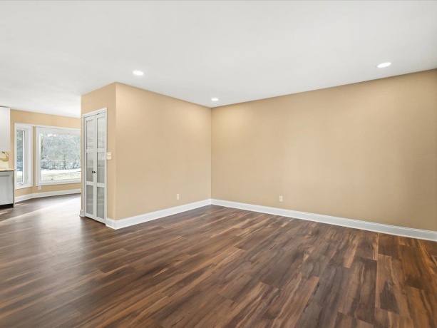 6521 Grassridge, ROCKFORD, Illinois 61108, 3 Bedrooms Bedrooms, ,2 BathroomsBathrooms,House,For Sale,Grassridge,202600803