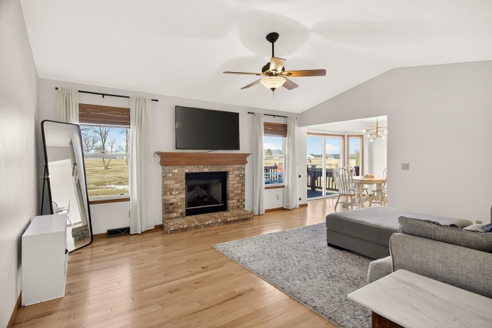 12909 Springhill, WINNEBAGO, Illinois 61088, 3 Bedrooms Bedrooms, ,3 BathroomsBathrooms,House,For Sale,Springhill,202600807