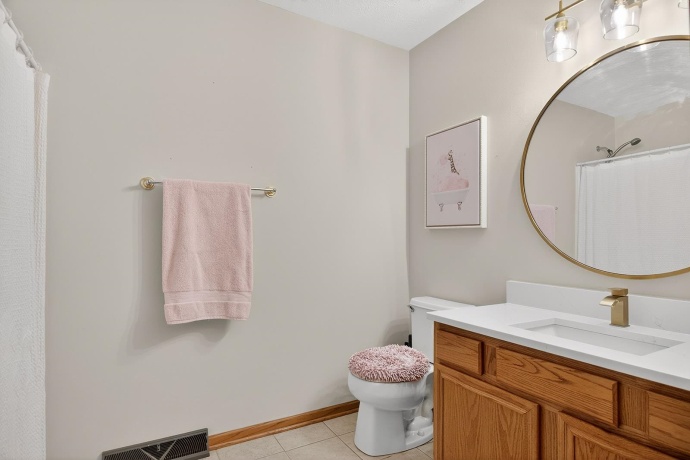 12909 Springhill, WINNEBAGO, Illinois 61088, 3 Bedrooms Bedrooms, ,3 BathroomsBathrooms,House,For Sale,Springhill,202600807