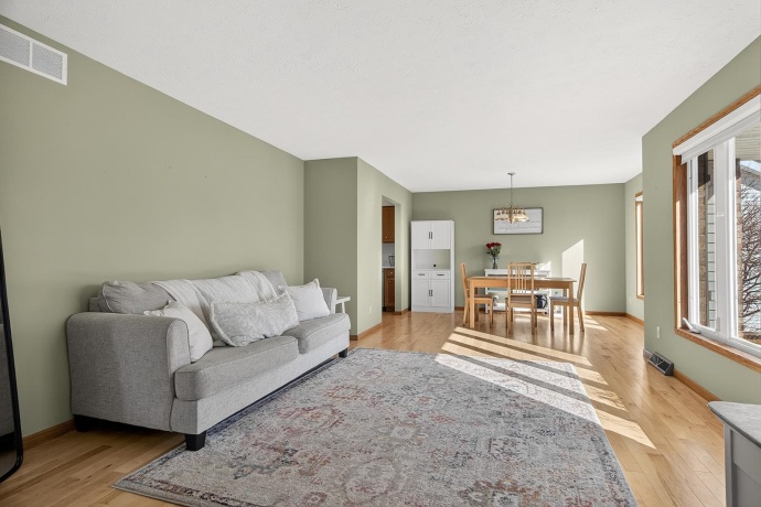 12909 Springhill, WINNEBAGO, Illinois 61088, 3 Bedrooms Bedrooms, ,3 BathroomsBathrooms,House,For Sale,Springhill,202600807