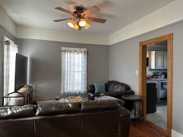 515 BURLINGTON, SAVANNA, Illinois 61074, 3 Bedrooms Bedrooms, ,1 BathroomBathrooms,House,For Sale,BURLINGTON,202600809