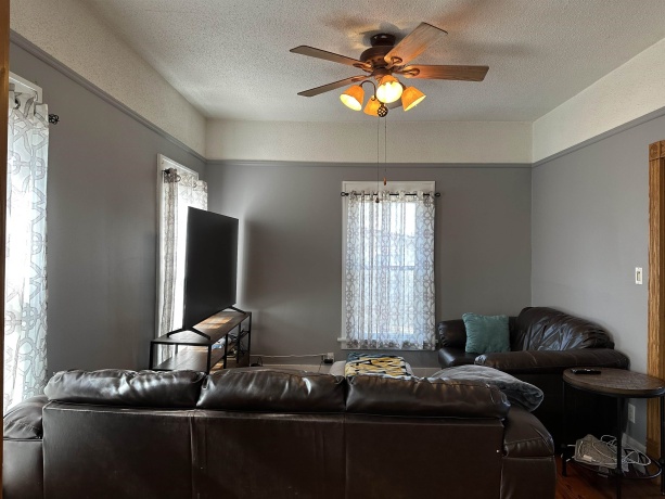 515 BURLINGTON, SAVANNA, Illinois 61074, 3 Bedrooms Bedrooms, ,1 BathroomBathrooms,House,For Sale,BURLINGTON,202600809