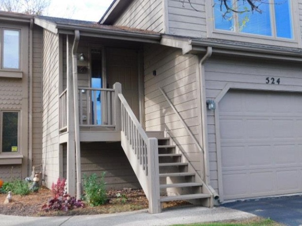 524 Triton, ROCKFORD, Illinois 61107, 2 Bedrooms Bedrooms, ,1 BathroomBathrooms,Condominium,For Sale,Triton,202600810