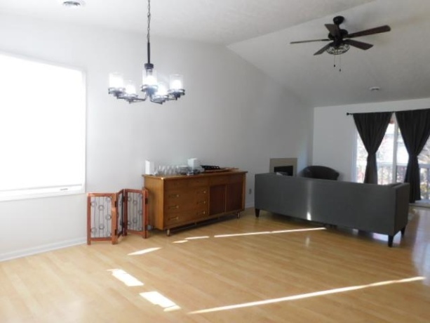 524 Triton, ROCKFORD, Illinois 61107, 2 Bedrooms Bedrooms, ,1 BathroomBathrooms,Condominium,For Sale,Triton,202600810