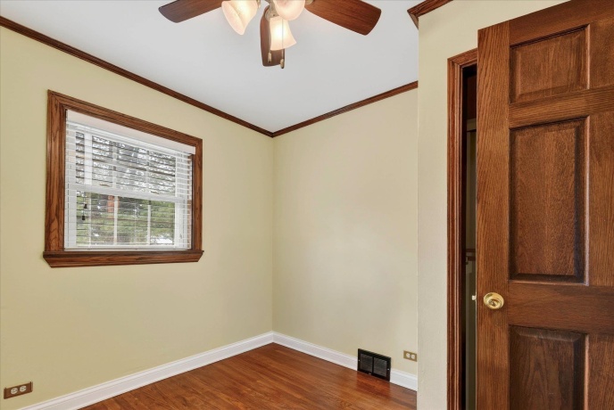 2810 Brentwood, MCHENRY, Illinois 60050, 3 Bedrooms Bedrooms, ,2 BathroomsBathrooms,House,For Sale,Brentwood,202600811