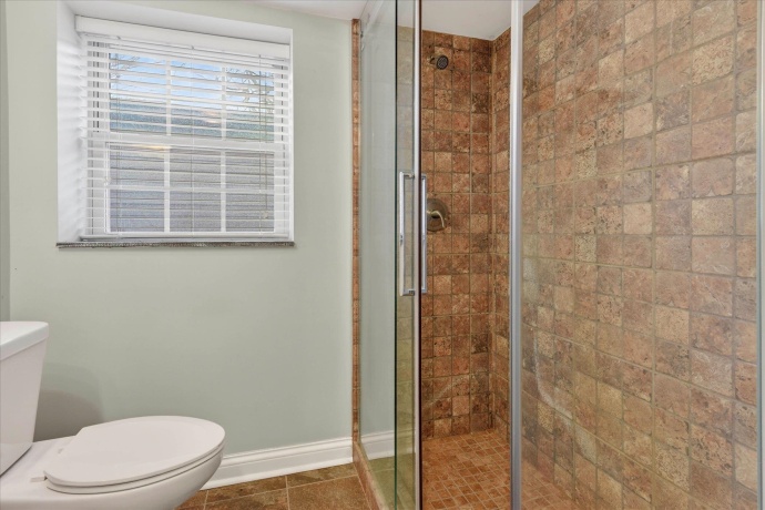 2810 Brentwood, MCHENRY, Illinois 60050, 3 Bedrooms Bedrooms, ,2 BathroomsBathrooms,House,For Sale,Brentwood,202600811