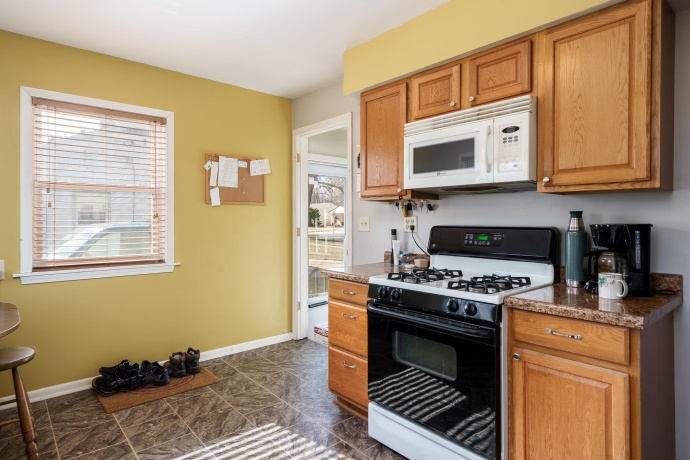 2212 Colorado, ROCKFORD, Illinois 61108, 3 Bedrooms Bedrooms, ,1 BathroomBathrooms,House,For Sale,Colorado,202600812