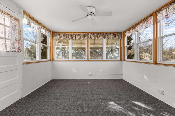 2025 24TH, ROCKFORD, Illinois 61108, 2 Bedrooms Bedrooms, ,1 BathroomBathrooms,House,For Sale,24TH,202600819