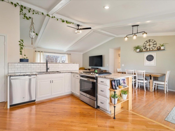 11818 Balsa, ROSCOE, Illinois 61073, 3 Bedrooms Bedrooms, ,2 BathroomsBathrooms,House,For Sale,Balsa,202600820