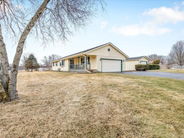 11818 Balsa, ROSCOE, Illinois 61073, 3 Bedrooms Bedrooms, ,2 BathroomsBathrooms,House,For Sale,Balsa,202600820