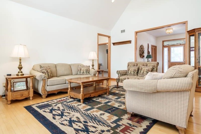 19905 State Line, HARVARD, Illinois 60033, 3 Bedrooms Bedrooms, ,2 BathroomsBathrooms,House,For Sale,State Line,202600821