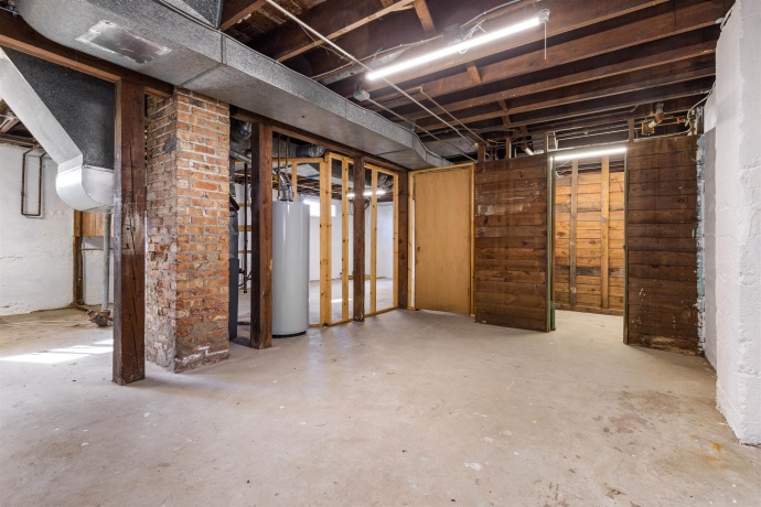 518 Shaw, ROCKFORD, Illinois 61104, 2 Bedrooms Bedrooms, ,1 BathroomBathrooms,House,For Sale,Shaw,202600824