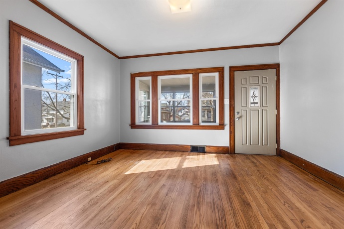 518 Shaw, ROCKFORD, Illinois 61104, 2 Bedrooms Bedrooms, ,1 BathroomBathrooms,House,For Sale,Shaw,202600824