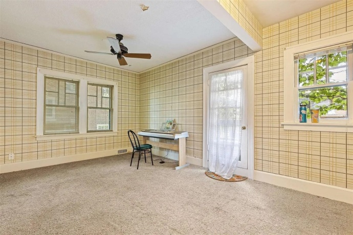 224 Prospect, ROCKFORD, Illinois 61107, ,2 Units,For Sale,Prospect,202600826