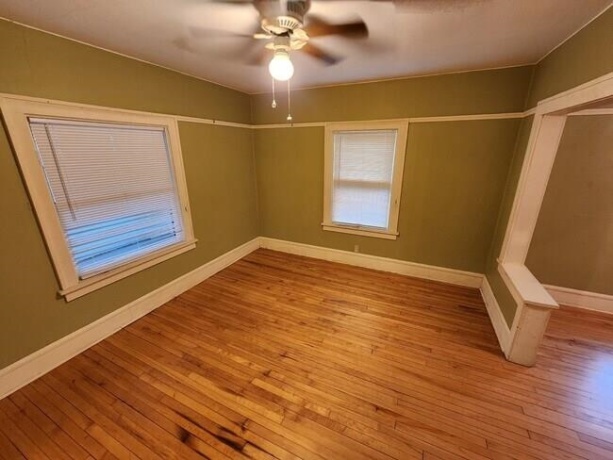 210 London, ROCKFORD, Illinois 61107, ,2 Units,For Sale,London,202600827