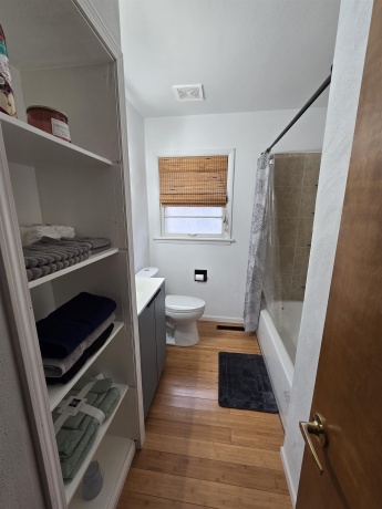 2108 23rd, ROCKFORD, Illinois 61108, 2 Bedrooms Bedrooms, ,1 BathroomBathrooms,House,For Sale,23rd,202600829