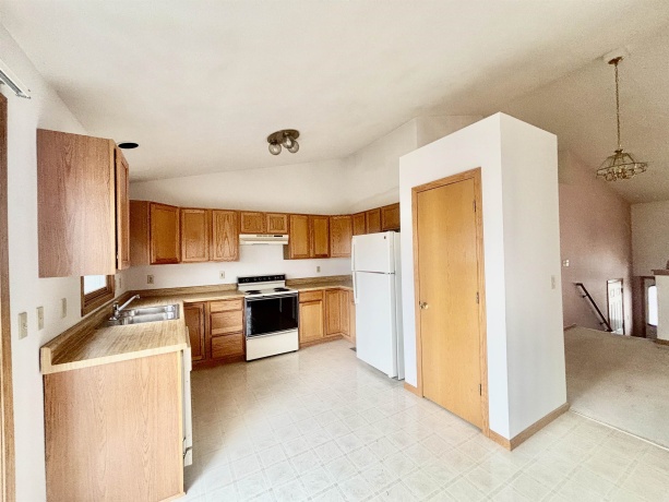 1306 State, BELVIDERE, Illinois 61008, 3 Bedrooms Bedrooms, ,3 BathroomsBathrooms,House,For Sale,State,202600831