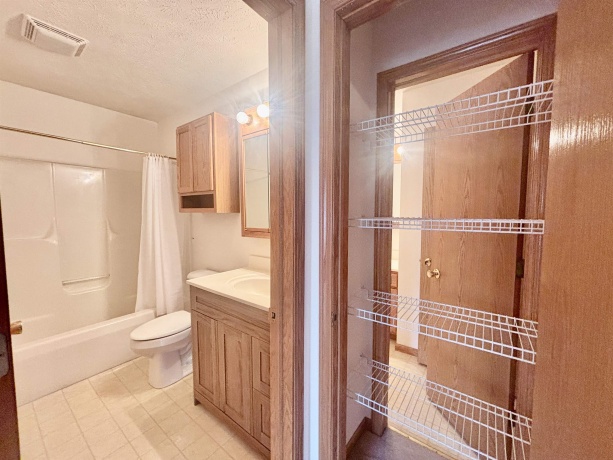 1306 State, BELVIDERE, Illinois 61008, 3 Bedrooms Bedrooms, ,3 BathroomsBathrooms,House,For Sale,State,202600831