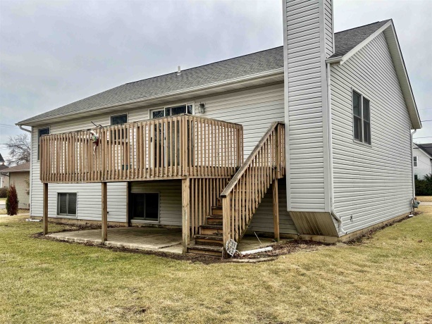 1306 State, BELVIDERE, Illinois 61008, 3 Bedrooms Bedrooms, ,3 BathroomsBathrooms,House,For Sale,State,202600831