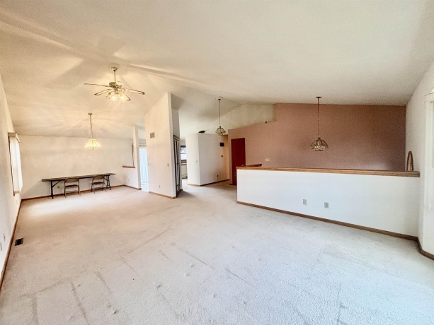 1306 State, BELVIDERE, Illinois 61008, 3 Bedrooms Bedrooms, ,3 BathroomsBathrooms,House,For Sale,State,202600831