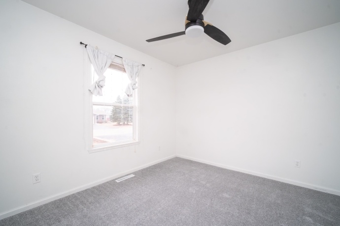 646 Cassandra, SOUTH BELOIT, Illinois 61080, 3 Bedrooms Bedrooms, ,2 BathroomsBathrooms,House,For Sale,Cassandra,202600833