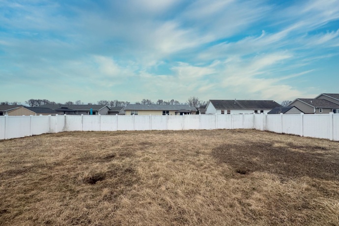 646 Cassandra, SOUTH BELOIT, Illinois 61080, 3 Bedrooms Bedrooms, ,2 BathroomsBathrooms,House,For Sale,Cassandra,202600833