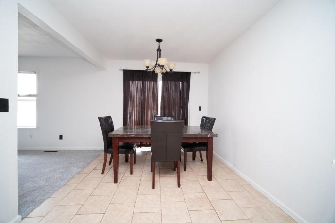 646 Cassandra, SOUTH BELOIT, Illinois 61080, 3 Bedrooms Bedrooms, ,2 BathroomsBathrooms,House,For Sale,Cassandra,202600833