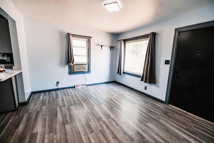 701 Kingsley, MACHESNEY PARK, Illinois 61115, 2 Bedrooms Bedrooms, ,1 BathroomBathrooms,House,For Sale,Kingsley,202600834